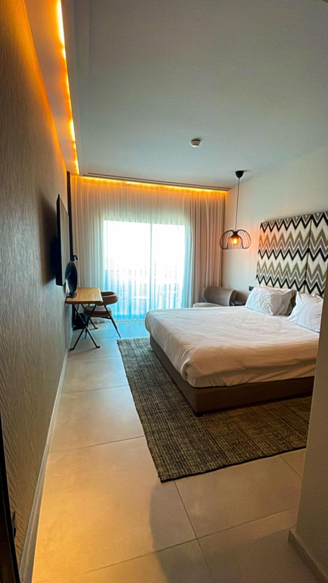 Suite On The Beach ไฮฟา ภายนอก รูปภาพ