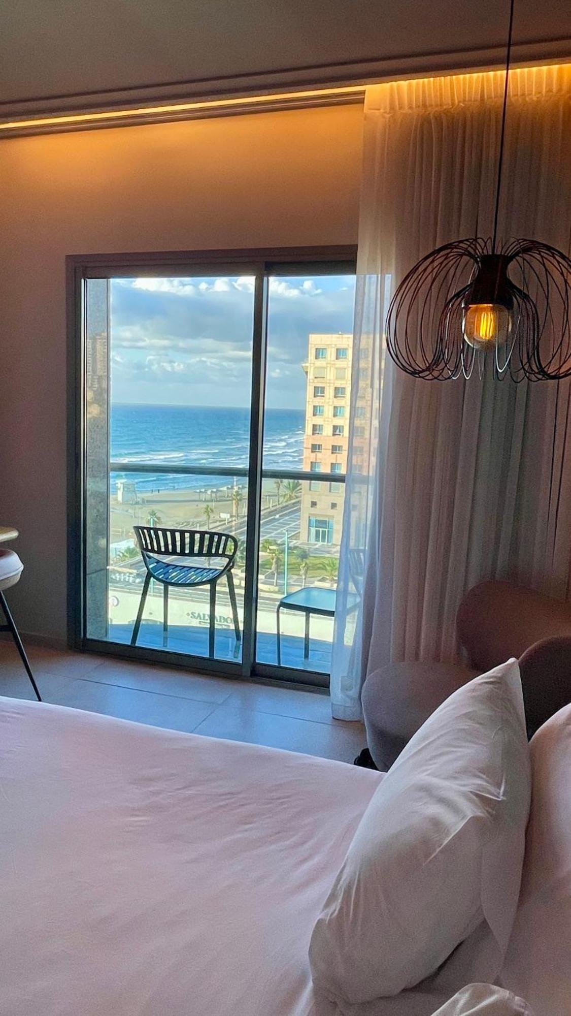 Suite On The Beach ไฮฟา ภายนอก รูปภาพ